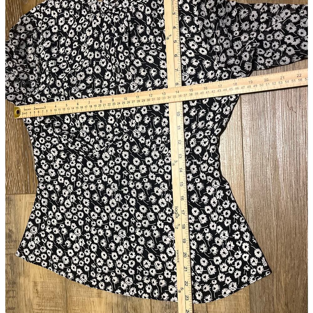 Topshop Women's Size 6 Black & White Floral Print Tie Sleeve Open Back Blouse - Picture 8 of 8